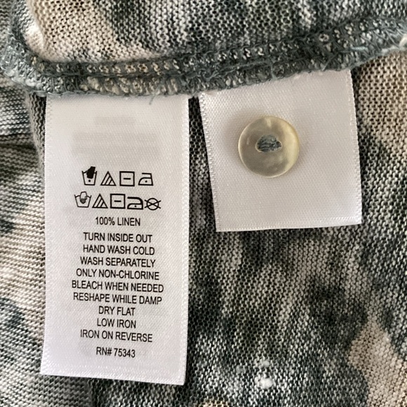 Nicole Miller Linen Camo Top - Picture 5 of 8